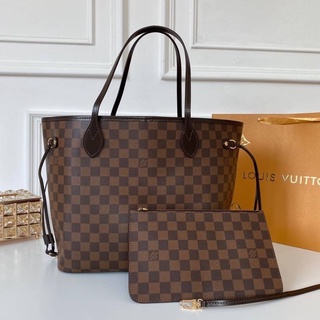 กระเป๋าสะพายข้าง Louis Vuitton ทรงช้อปปิ้ง