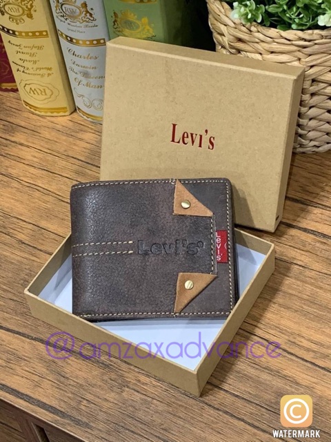 กระเป๋าสตางค์ใบสั้น-levis-mens-synthetic-leather-wallets