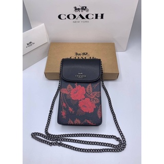 (แท้ 💯%‼) COACH F55636 NORTH/SOUTH PHONE CROSSBODY IN SIGNATURE CANVAS