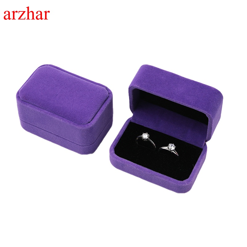 ภาพสินค้าArzhar กล่องกํามะหยี่ คู่รัก กล่องแหวนคู่ ต่างหู กล่องเครื่องประดับ กล่องเก็บของขวัญ กล่องเครื่องประดับ เคาน์เตอร์แสด จากร้าน arzhar.th บน Shopee ภาพที่ 7
