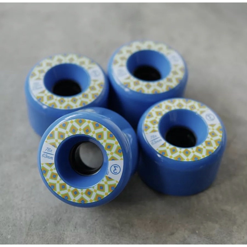 ล้อ-preduce-blue-thai-pattern-78a-cruiser-wheels-63mm