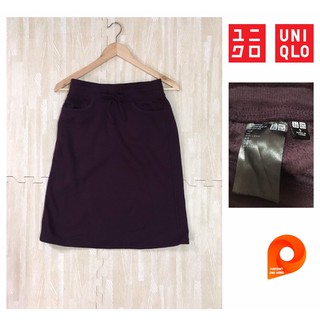 Uniqlo กระโปรงผ้ายืดด้านในบุขน สีม่วงเข้ม size S เอว25”-27”