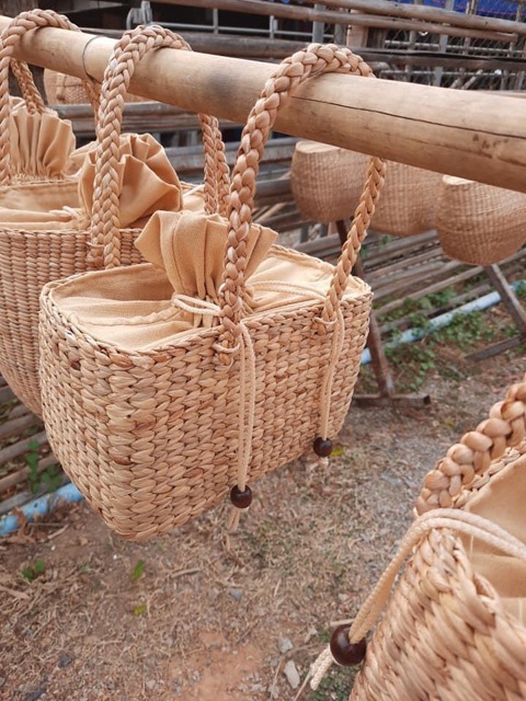 natural-woven-bags-กระเป๋าสาน-กระเป๋าผักตบชวา-ของขวัญ-ของฝาก-ของชำร่วย-handmade-bag