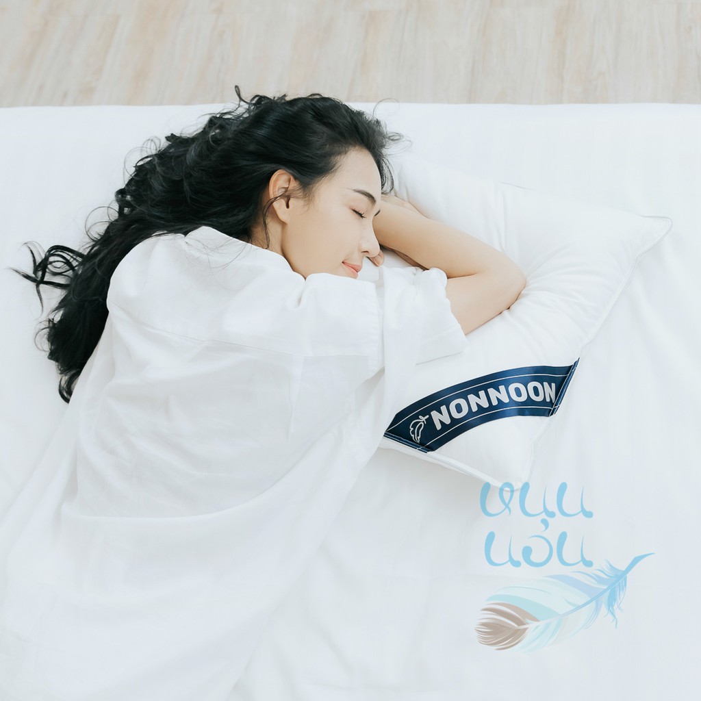 Noonnon Pillow ROYAL REST > รุ่น Goose Down 1200g > หมอนขนห่านแท้ ขนาด 20x30 นิ้ว หุ้มด้วยผ้า Cotton 100% > สัมผัสความนุ่มระดับโรงแรม 5 ดาว เพื่อการพักผ่อนที่เหนือกว่าในทุกค่ำคืน
