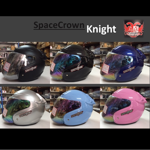 ภาพหน้าปกสินค้าหมวกกันน๊อกSpace crown knight ดำเงา/ดำด้าน/เงิน/ฟ้า/ชมพู/น้ำเงิน **กระจกปรอท ไซส์ M 570มิลลิลิเมตร