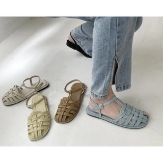 สินค้า 🔥จัดส่งด่วน #🙆(ขนาดใหญ่35-43)Baotou รองเท้าแตะโรมัน One word buckle รองเท้าส้นแบน รองเท้าแตะผู้หญิง รองเท้าแตะหลุมกลวง