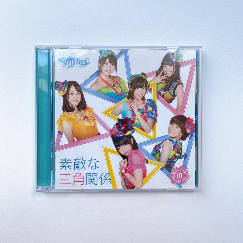 akb48-cd-dvd-team-surprise-single-suteki-na-sankaku-kankei-มีโอบิ