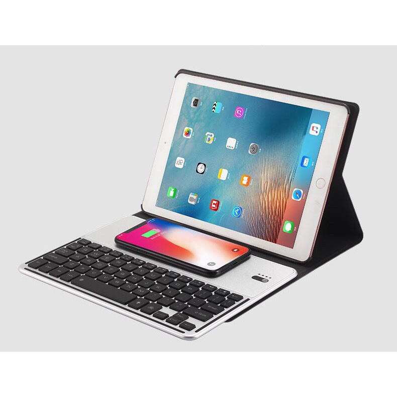 smart-keyboard-wireless-charger-1363