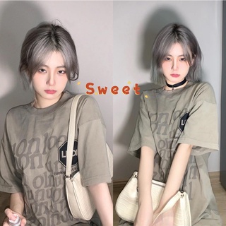 ภาพหน้าปกสินค้าSweet เสื้อ Noul สีอมน้ำตาลส ไตล์สายชิวล์ สกีนลายภาษาอังกฤษ งานสวย  แขนสั้นแฟชั่น ผ้าเด้ง 5002 ที่เกี่ยวข้อง