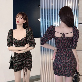 Mini Dress  มินิเดรสกระโปรงสั้นลายดอกไม้งานเชือกรูดปรับความสั้นได้ เดรสกระโปรงสั้นดีไซน์เก๋ ชุดเดรสสีดำลายดอกไม้