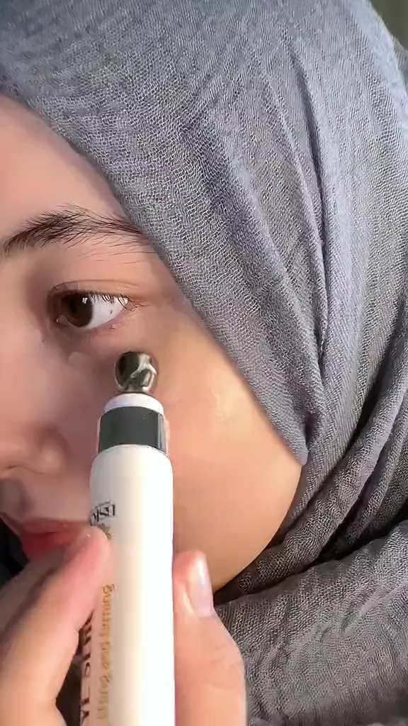 bskm-เรตินอล-ครีมบำรุงรอบดวงตา-20g-ต่อต้านริ้วรอย-เซรั่มบำรุงรอบดวงตา-กับ-หัวนวด-ลด-ริ้วรอย-การยก-เฟิร์มมิ่ง-ผิว-รอบๆ-ตา