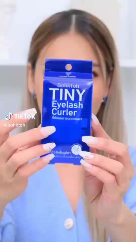 ที่ดัดขนตาขนาดพกพา-bohktoh-tiny-eyelash-curler