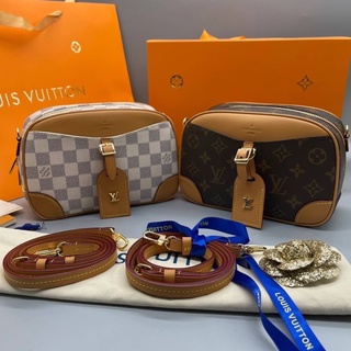 Louis Vuitton Original Grade 20cm รุ่นนี้น่ารักสะพายคล่องตัวมาก งานคุณภาพ ถ่ายจากสินค้าจริงค่ะ