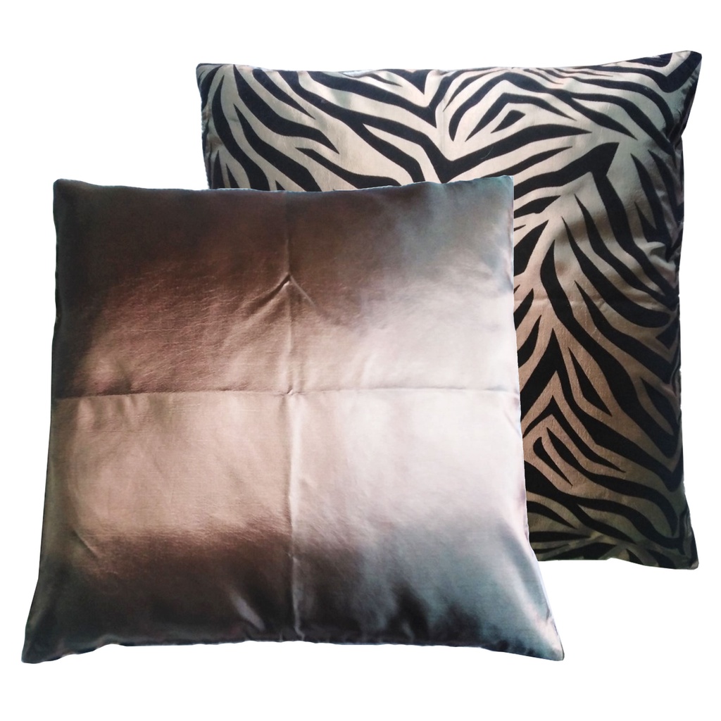 a47-thai-silk-pillow-covers-ปลอกหมอนอิง-ไหมไทยลายเสื้อ-17-17-นิ้ว-1-คู่-สีน้ำตาล