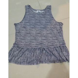 เสื้อลายทางชายระบาย Old Navy งานน่ารักไซส์ L ขายเพียง 160 บาท