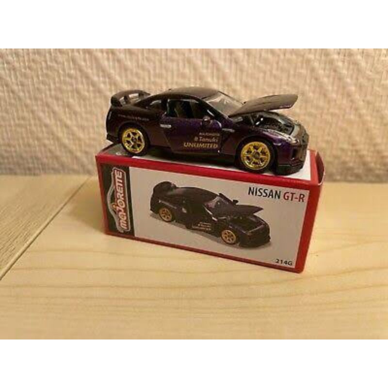 nissan-gt-r-r35-majorette