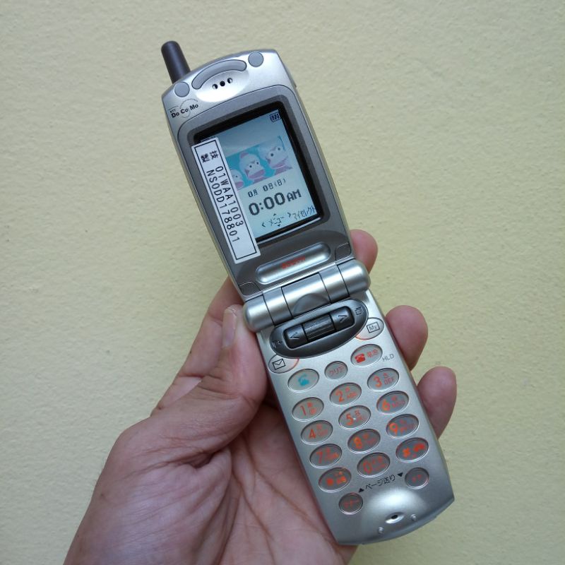 มือถือฝาพับ SO211i ญี่ปุ่นแท้ NTT Docomo มือสอง สภาพดี สวย รอยน้อย จอมี ...