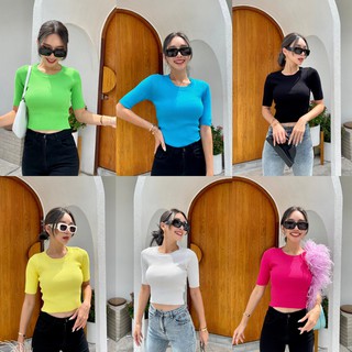 ARY_SHOP เสื้อคอกลมเนื้อผ้า Knit เกรดพรีเมี่ยมเข้ารูปใส่สบายผ้านิ่มมากแต่กระชับไม่ย้วย ทรงเบสิคที่สาว ๆ ทุกคนควรมีน่ารัก