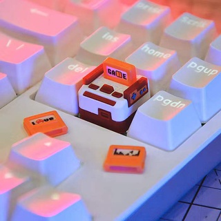 FC keycap Mini Family Computer keycaps ปุ่มกดคีย์บอร์ดสีแดงและสีขาวสไตล์คลาสสิกย้อนยุคสําหรับตกแต่