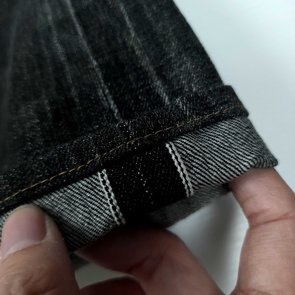 ยีนส์-edwin-selvedge-เอว-32-ริมแดง-ผ้าด้าน-สีดำเฟดสวย-ขากระบอกใหญ่-made-in-japan