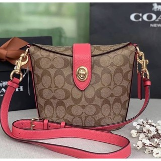 COACH ADDIE CROSSBODY IN SIGNATURE CANVAS