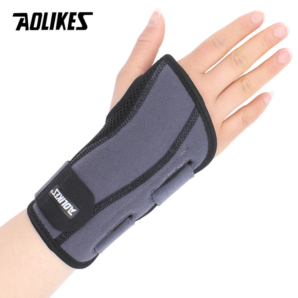 aolikes-เฝือกพยุงข้อมือ-บรรเทาอาการปวดข้อมือ-ปรับได้-1-ชิ้น