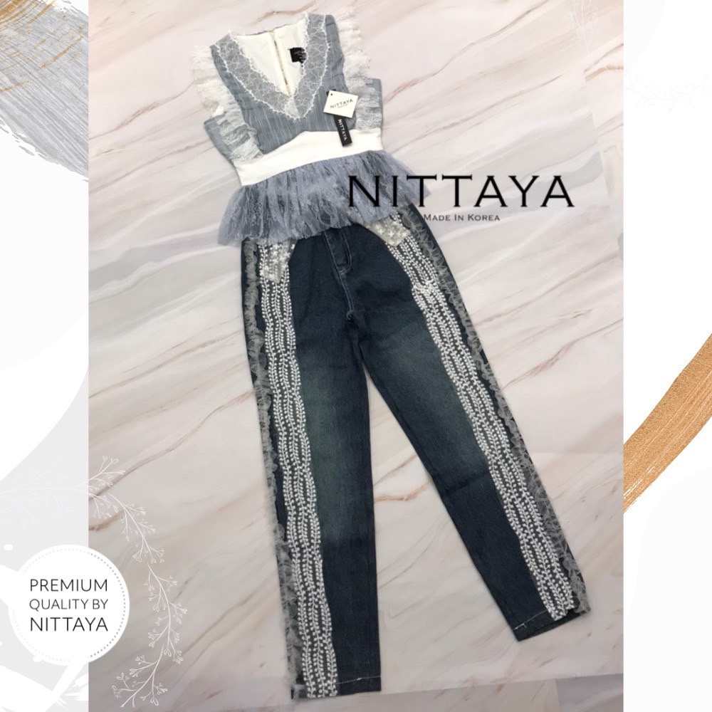 nittaya-set-เสื้อเเขนกุดระบายลูกไม้-กางเกงยีนส์ขายาว-งานคุณภาพที่ไม่เคยทำให้คุณผิดหวัง