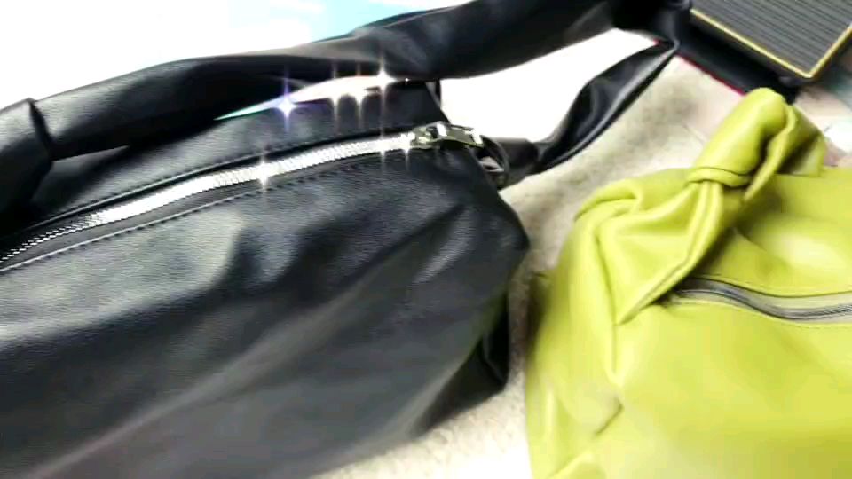 กระเป๋าสะพาย-พร้อมส่ง-3-สี-knotty