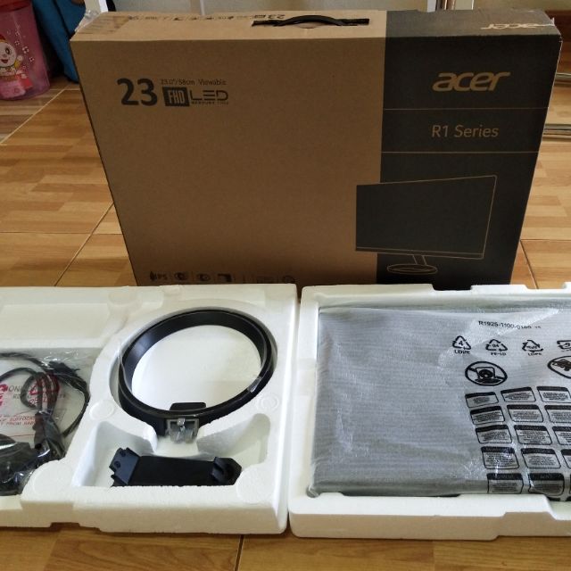 หน้าจอ Acer R1 Series 23