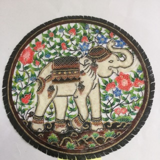 ช้างกลมกลาง (M) ภาพแกะสลัก จากหนังวัว