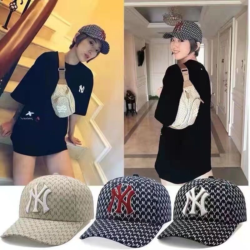 ภาพหน้าปกสินค้าหมวกNY หมวกบักเก็ต หมวกแฟชั่น ใส่ได้สองด้านแบบใหม่ 2019 จากร้าน vinidabkk3 บน Shopee