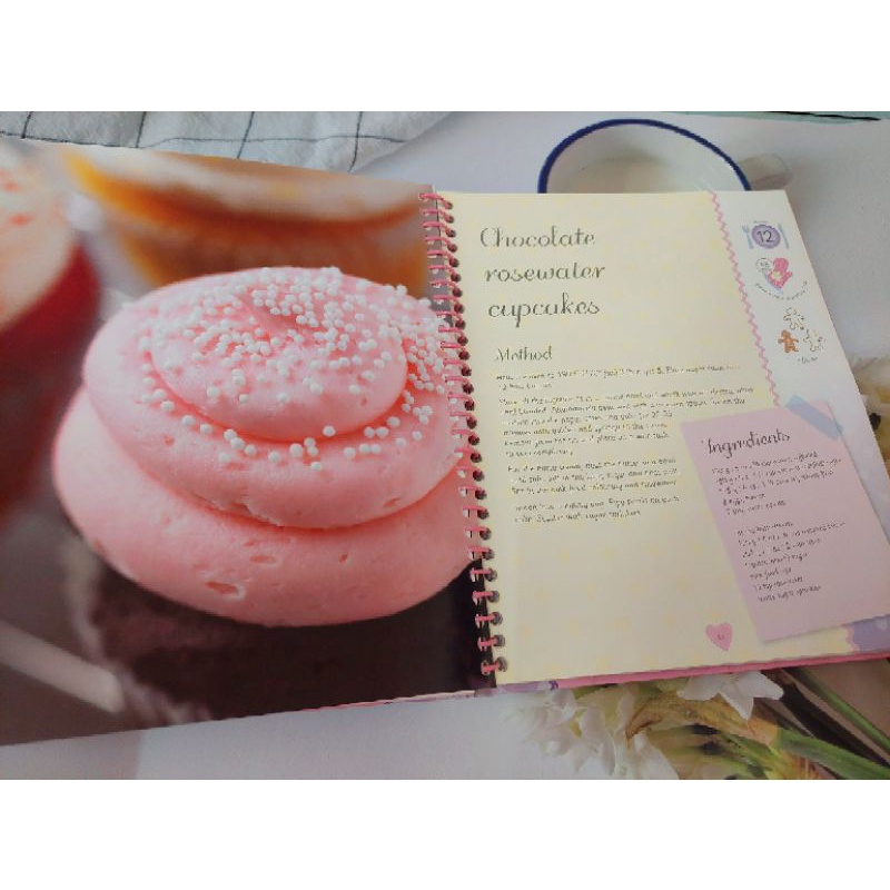 cookbook-cupcake-book-for-girls-มือสอง