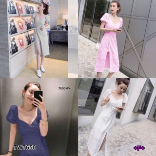 PE7650 Dress เดรสแขนตุ๊กตา ทรงสอบเว้าเข้ารูปผ่าหน้า เนื้อผ้าลูกไม้สีขาว มีซิปหลัง