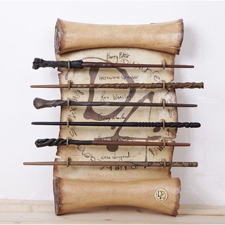 ภาพย่อรูปภาพสินค้าแรกของพร้อมส่ง  ไม้กายสิทธิ์แฮร์รี่พอตเตอร์ - Metal Core Wand Harry Potter