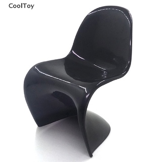 ภาพหน้าปกสินค้าCooltoy โมเดลเก้าอี้ ขนาดมินิ เฟอร์นิเจอร์ สําหรับตกแต่งบ้านตุ๊กตา 1: 6 ที่เกี่ยวข้อง