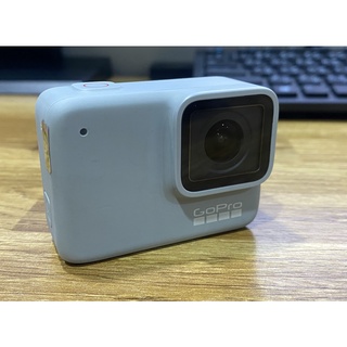 ภาพขนาดย่อของภาพหน้าปกสินค้ากล้อง GoPro HERO 7 White สินค้าสภาพ 99% Gopro แท้ 100% จากร้าน m.a.i.computer บน Shopee ภาพที่ 1