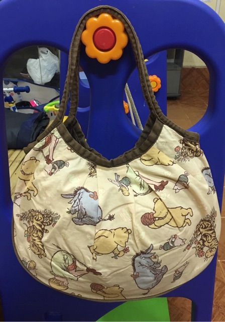 แท้-กระเป๋าผ้าลายหมีพูห์-สินค้าลิขสิทธิ์-จากญี่ปุ่น-มือ1