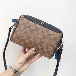 BENNETT CROSSBODY IN SIGNATURE CANVAS แท้💯outlet