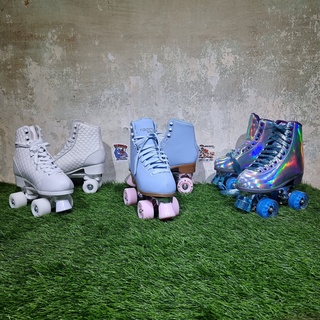 ภาพขนาดย่อของภาพหน้าปกสินค้ารองเท้าส้นสูง Roller skate งานดีจำนวนจำกัด มาน้อย ล้อสุ่มสี จากร้าน skaterboyshop บน Shopee