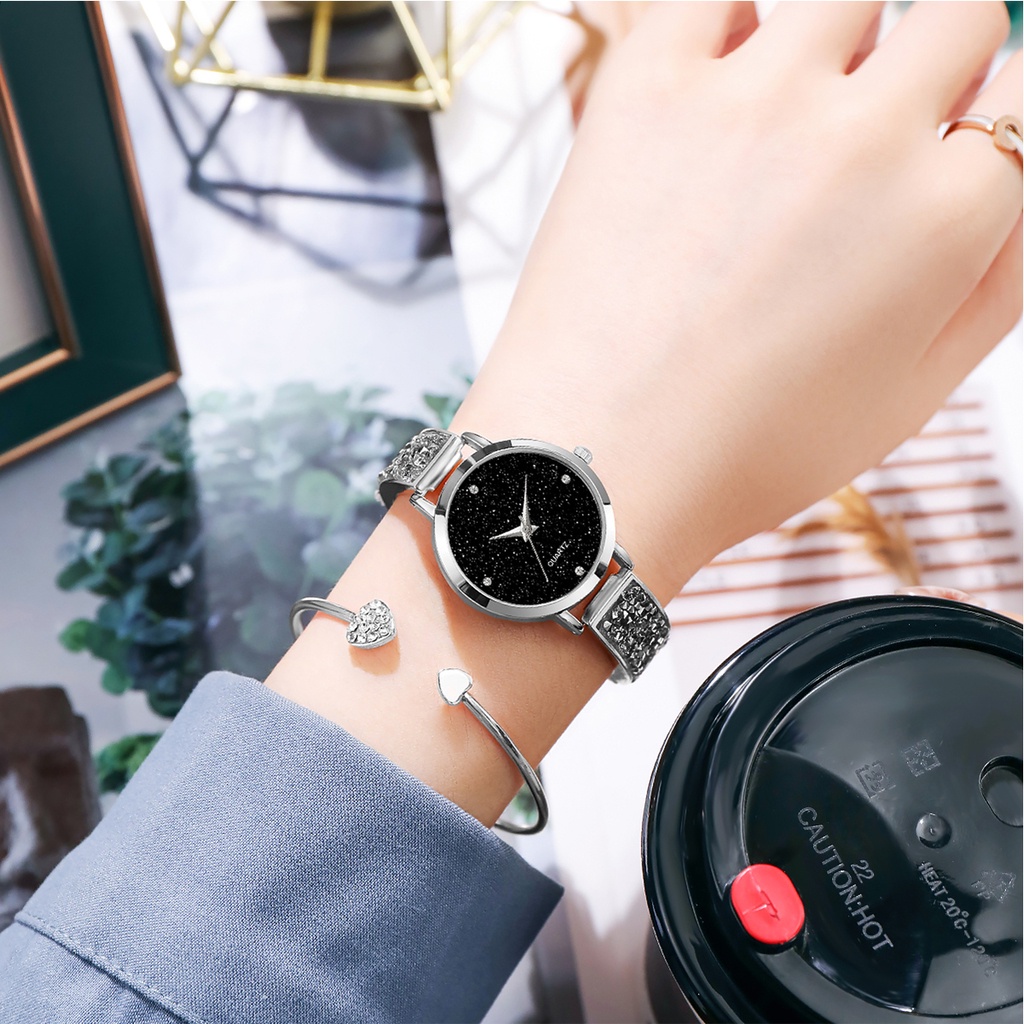 ภาพหน้าปกสินค้านาฬิกาข้อมือควอตซ์ สายสแตนเลส ประดับเพชรเทียม แฟชั่นสําหรับผู้หญิง จากร้าน vansvar.th บน Shopee