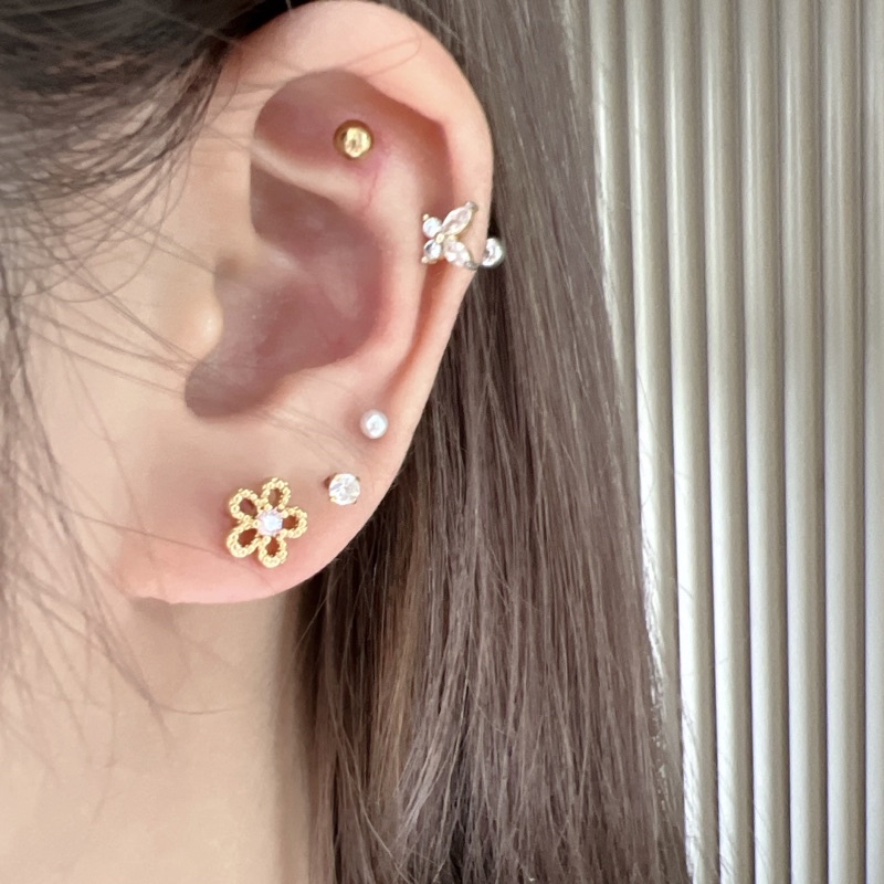 boopy-ต่างหู-brass-14k-freesia-earrings