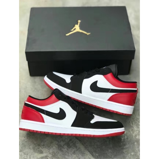 nike-air-jordan-1-low-black-toe