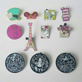 เข็มกลัดดิสนีย์ disney pins alice in wonderland (ราคาต่อชิ้น)