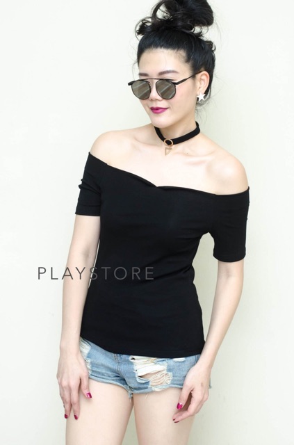เสื้อปาดไหล่ทรงเบสิค
