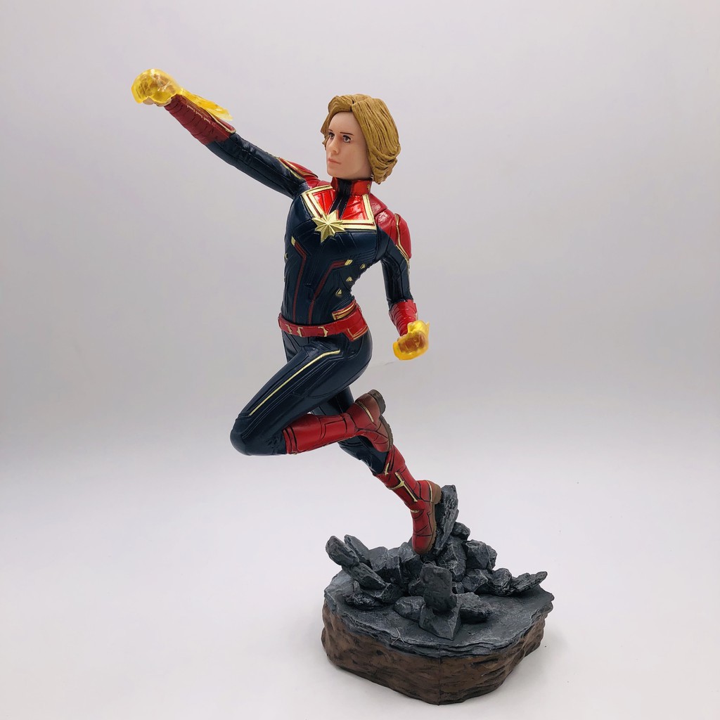 ภาพหน้าปกสินค้าตุ๊กตาฟิกเกอร์ avengers marvel danvers 1:10 ของเล่นสําหรับเด็ก