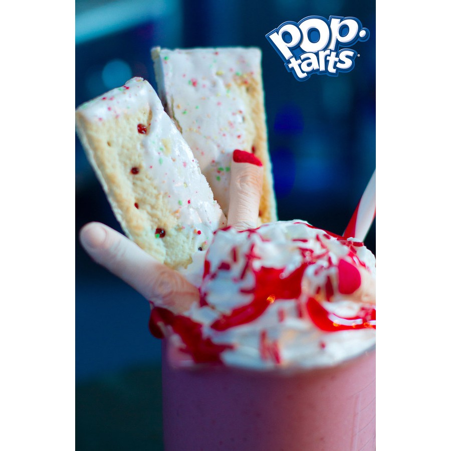 ภาพหน้าปกสินค้าKellogg's Pop tarts Frosted Strawberry sensation 384g ป๊อปทาร์ต สอดไส้ สตรอว์เบอร์รี่ 384กรัม จากร้าน foodvariety บน Shopee