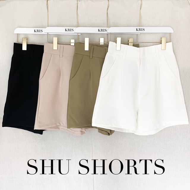 ภาพหน้าปกสินค้าSHU SHORTS - กางเกงขาสั้น เอวสูง พรางต้นขา