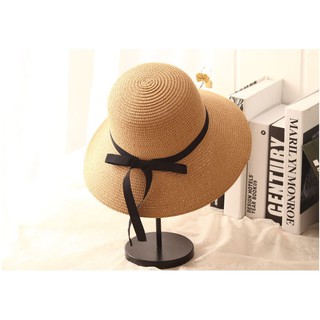 ภาพหน้าปกสินค้าหมวกสาน Summer Beach hat !!! (B10) หมวกกันแดด ที่เกี่ยวข้อง