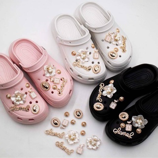 สินค้า 【💋Ooyoudo】เข็มกลัด รูปรองเท้าน่ารัก อุปกรณ์เสริม สําหรับตกแต่งรองเท้า Crocs【รองเท้าแตะผู้หญิง jibbitz อุปกรณ์เสริม】