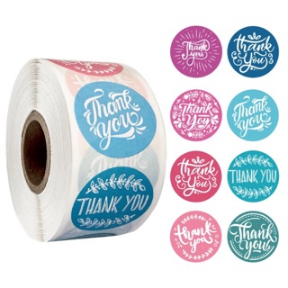 สินค้า 🔖 พร้อมส่ง 🔖 เฉลี่ย 0.16 บาท สติกเกอร์ติดกล่องอาหารแปะถุงขนม แก้ว ซองจดหมาย ของชำร่วย Sticker Thank you ยกม้วน 500 ดวง